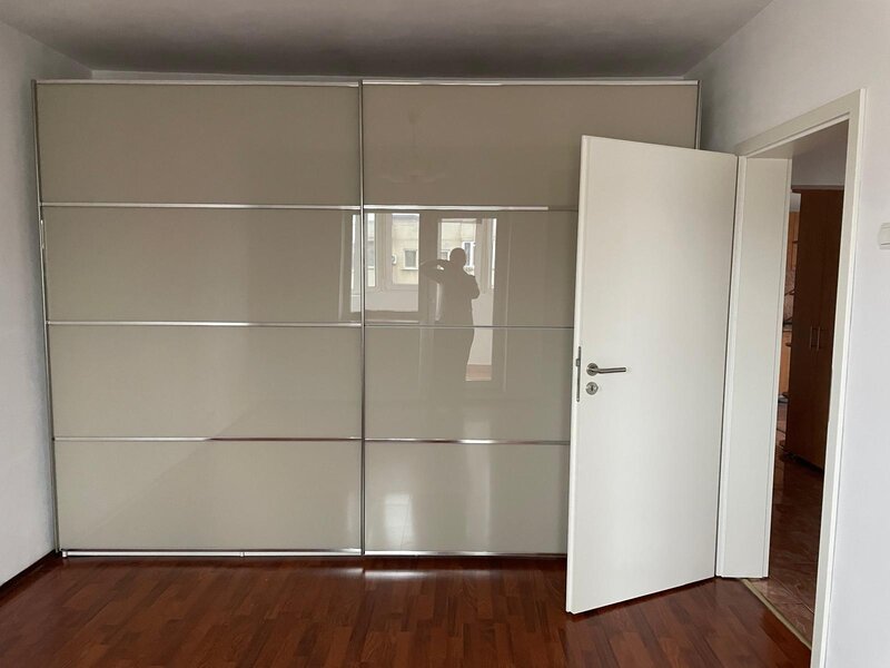 13 Septembrie, Prosper, apartament 3 camere, centrala termica.