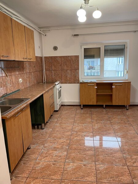 13 Septembrie, Prosper, apartament 3 camere, centrala termica.